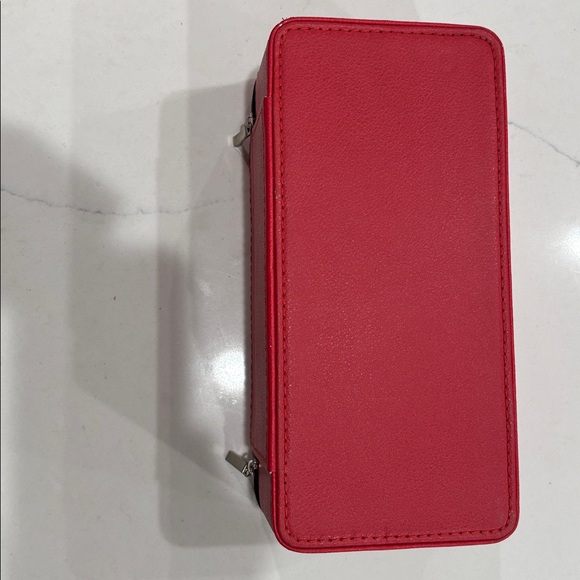 Android 3 Watch Case/Box Red - Picture 6 of 8